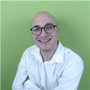 Tutor per ragazzi dell'asilo, elementari e delle medie per studio e correzione dei compiti